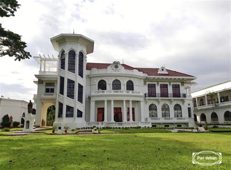 Lizares Mansion [Iloilo City Cultural Heritage] .